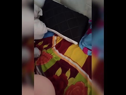 ❤️ Ҳамҳуҷраи ман дар хона танҳо мемонад, зеро шавҳараш ба рухсатӣ меравад ва ман аз фурсат истифода бурда, ӯро сиҳат мекунам ва харашро аз шир пур мекунам ❤️ Супер секс дар порно tg.hentaibar.ru ☑
